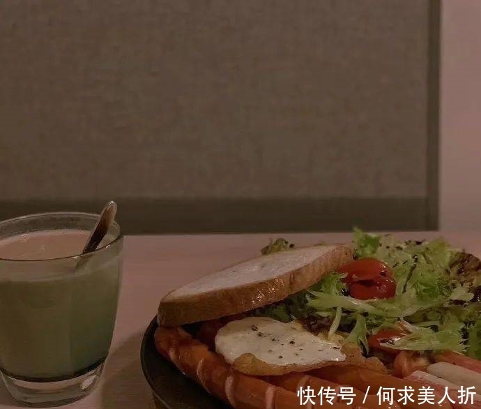 海王在便利店偷了一包虾条变成海贼王|背景图| 背景图