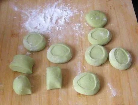 一款甜点，不用烤箱不用油炸，香甜又细腻