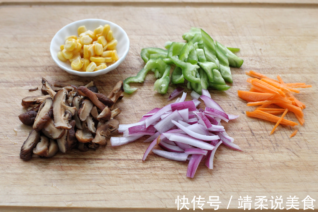 自制美味诱人的大披萨,瀑布拉丝老过瘾了,比必胜客里的还好吃!