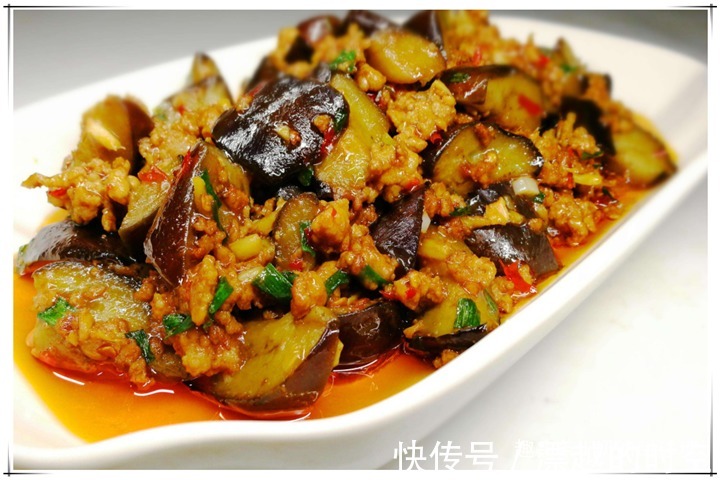 肉末茄子最好吃的做法，吃起来比肉都香，每次炒10根茄子都不够