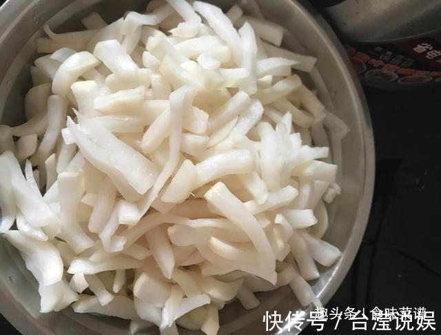 此5种蔬菜晒干后，比新鲜的还好吃，冬天炖肉很香，放一年都不坏