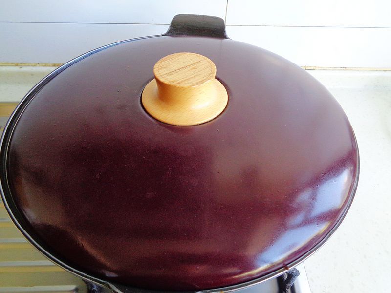 我做红烧肉不加一滴盐,不腥不油腻,酱香味浓,入口即化真好吃