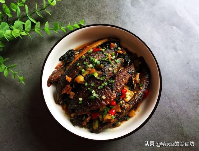 它是“水中人参”，味道鲜美营养高，简单烧一烧，全家一起补身体