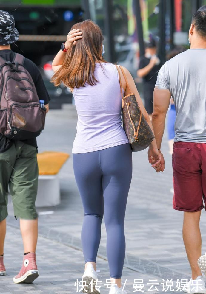 选择|拒绝千篇一律,秋天选择舒适塑形的运动裤,简单大方又耐看