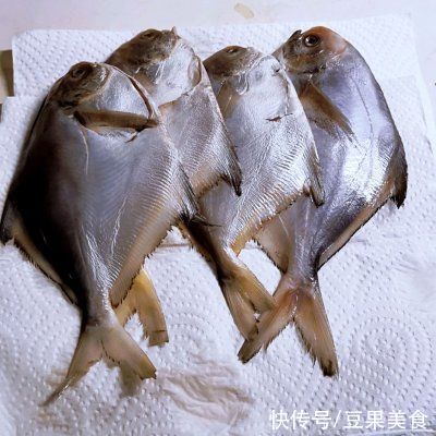 快手菜|快手菜!蒸健康之粉丝蒸鲳鱼