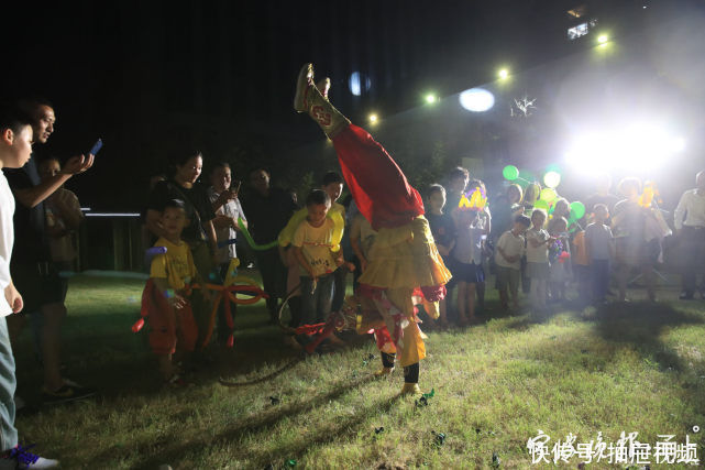 三伏天|在宁波打拼十余年的“美猴王”勇战高温，闪转腾挪间汗湿戏服