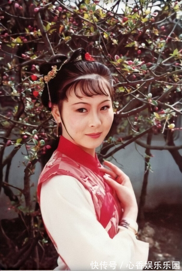 红楼梦#红楼梦十大最有地位丫鬟,林黛玉丫鬟紫鹃仅排第六,平儿无缘第一