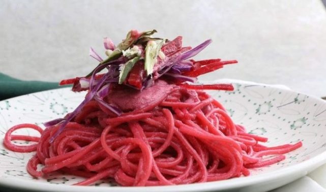 猕猴桃|女性不想显老,多吃4种食物,美白淡斑,排毒抗衰老,早吃早好