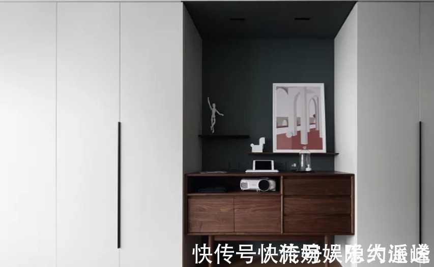 收纳|小户型要这么装,24㎡玄关秒变厨房和洗衣房,收纳翻倍方便实用!