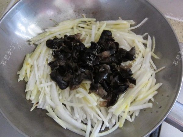 陈醋|秋天到了,人人吃得起的“小人参”上市了,润肺化痰,甘甜补水