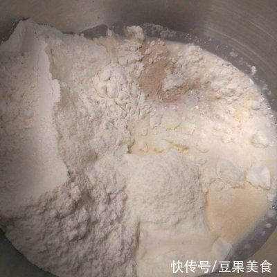 黄油|只要掌握好比例，椰丝面包怎么做才好吃？就能一次成功