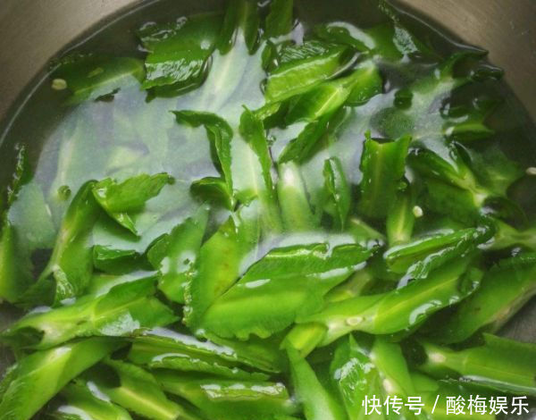 它是“清肠高手”,晚餐吃隔天排宿便,越吃越瘦,口臭便秘消失了