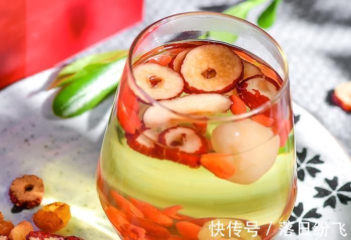 气色|枸杞加点它,排出湿气,气色一天比一天好,肝脏也会感谢你