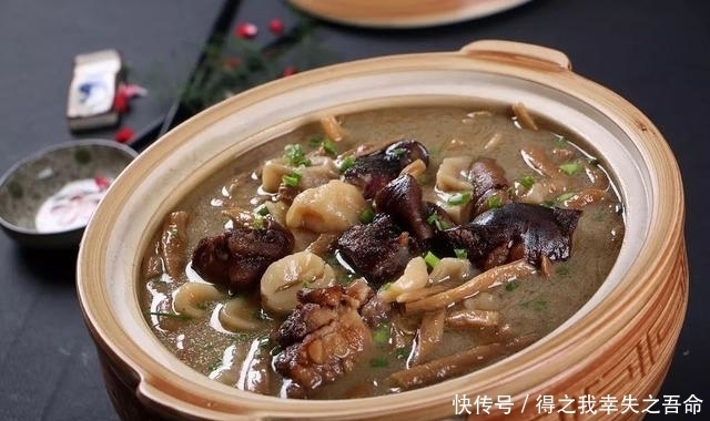  低下头，伸出手，为美食到苍南走一走