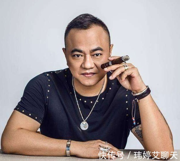 赵本山身边的2大保镖:张家豪和于震宇