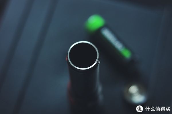 光剑在手,黑暗你走——纳丽德L10MAX白激光手电