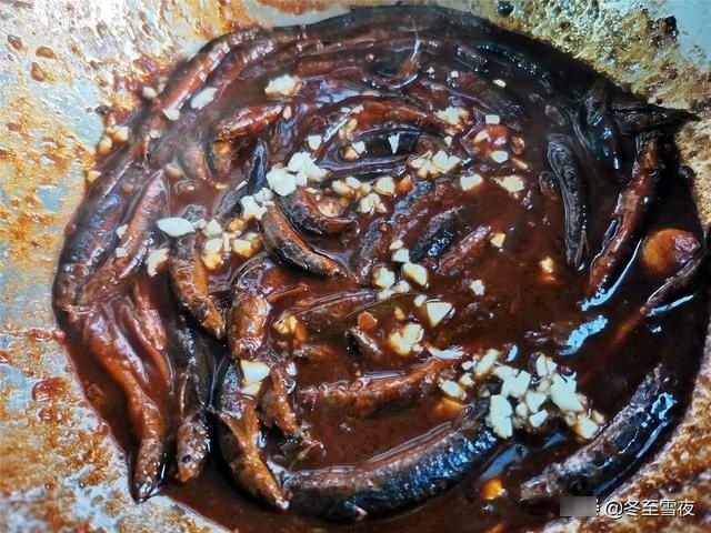 这个鱼被赞为“水中人参”，教你东北做法，不煎不炸，鲜嫩可口