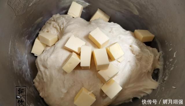 看似平凡却非常好吃的面包, 柔软香甜, 做法简单, 孩子吃着不停嘴