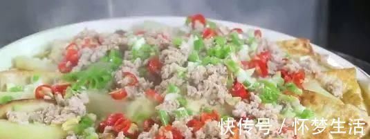 土豆蒸豆腐|豆腐和它是绝配蒸一蒸就搞定，补钙效果比牛奶还好，孩子要多吃