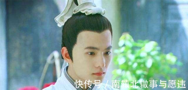 进士@皇帝随口吟出上联,众臣面面相觑,四品小吏智接下联,皇帝升官!