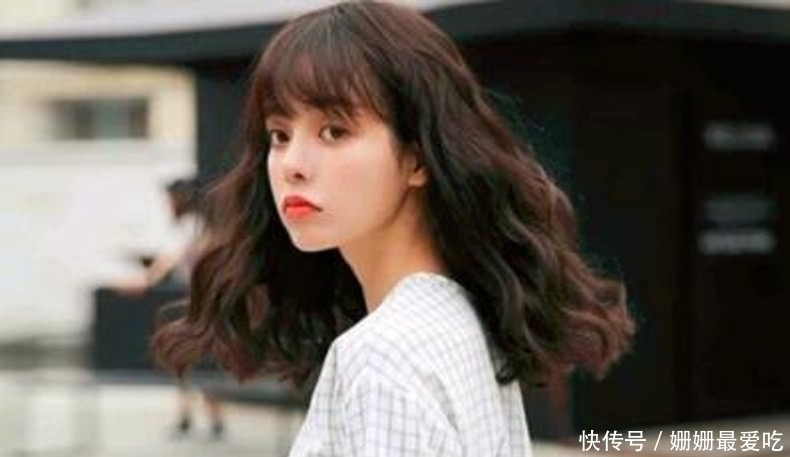 拯救发型扁塌,发量稀少让你脸变小,4种发型让头顶“嘭”起来