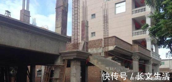 建好|晒晒我家的新别墅，200万建好包装修，在我们村还排不上名次