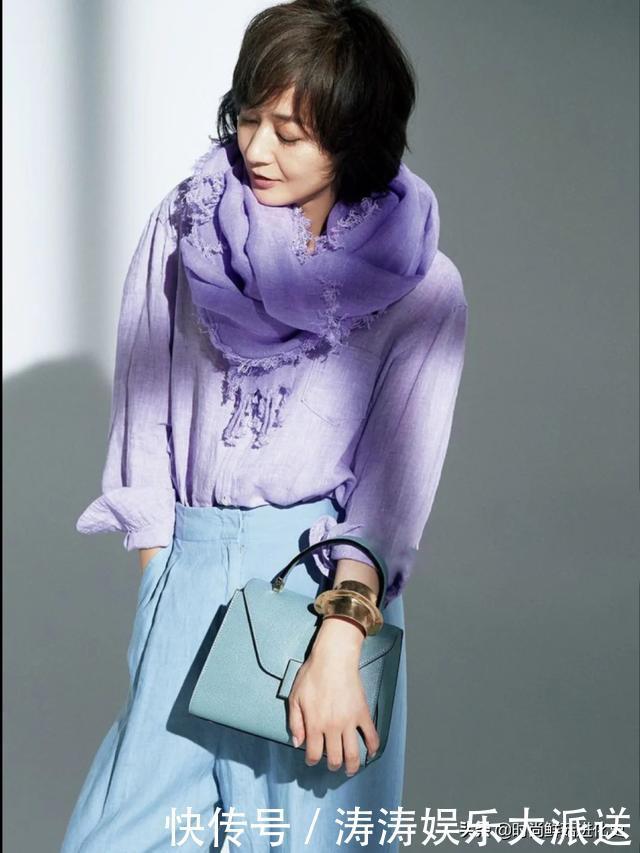 这位日本“大妈”的街拍火了!简单日常,50岁穿出30岁的感觉