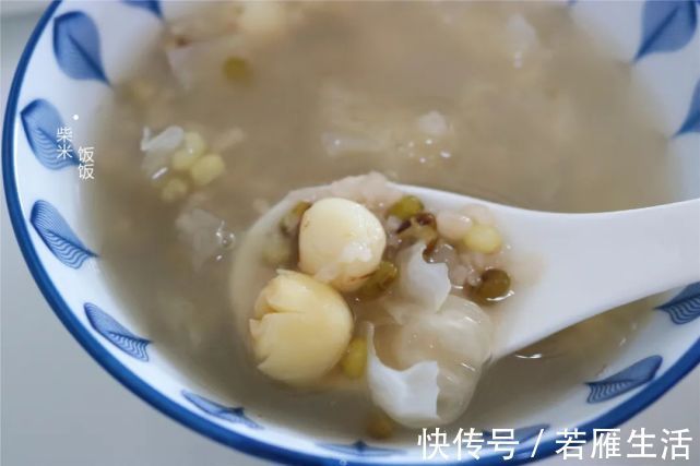 糯米|夏季养身体,这碗粥可以常吃,5种食材一锅煮,清热养脾胃