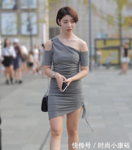 露肩|斜领露肩短款裙,时尚靓丽,精致十足
