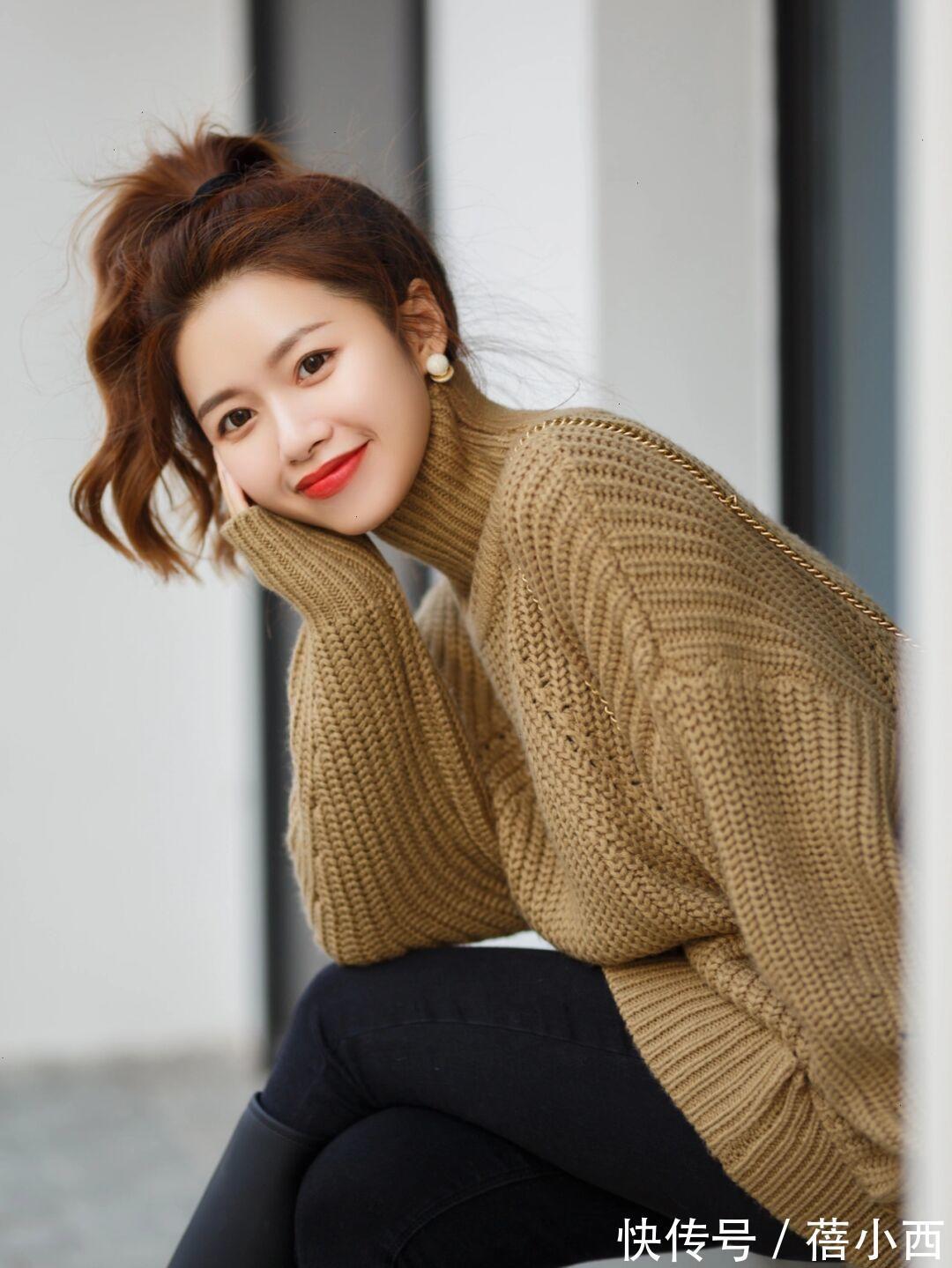 时髦精 冬季“毛衣”穿搭又卷土重来,想成为时髦精就这么穿,体面又时尚