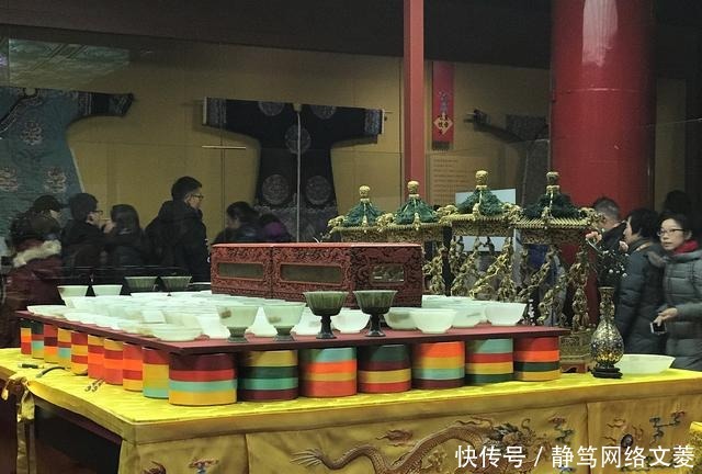 故宫半解之皇帝过年的团圆饭,可不是一顿饭那么简单