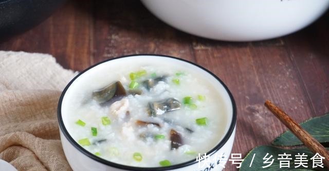 皮蛋瘦肉粥|暖心又暖胃的皮蛋瘦肉粥,简易做法来了,快来围观吧!