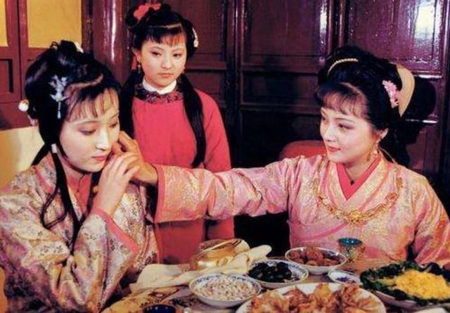 热毒|冷香丸的配方是啥薛宝钗吃的其实不是药,是林黛玉的命