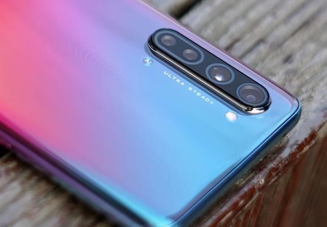 大运|从3699元跌至2299元,12GB大运存手机售价大跳水