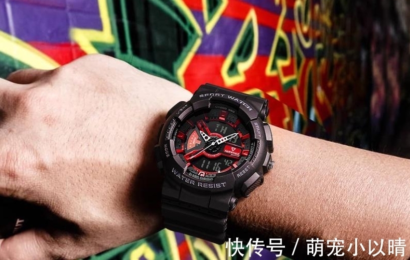 时尚 马克华菲官宣:对不起,这次手表真的巨亏上百万,网友神评:自作自受!