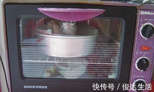 蛋糕|不夹生，不回缩，这样做的全蛋中空蛋糕，新手也可以一次成功