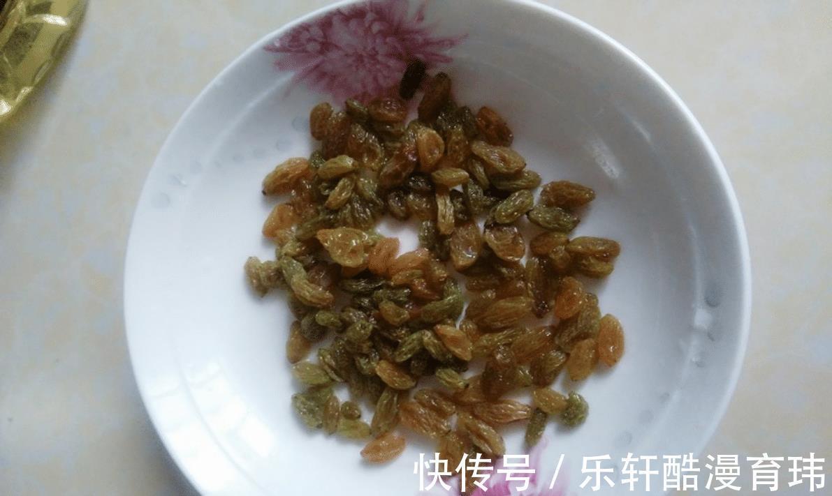 葡萄干|大热天，苹果和它是绝配，简单煮一煮，营养互补，肌肤更年轻