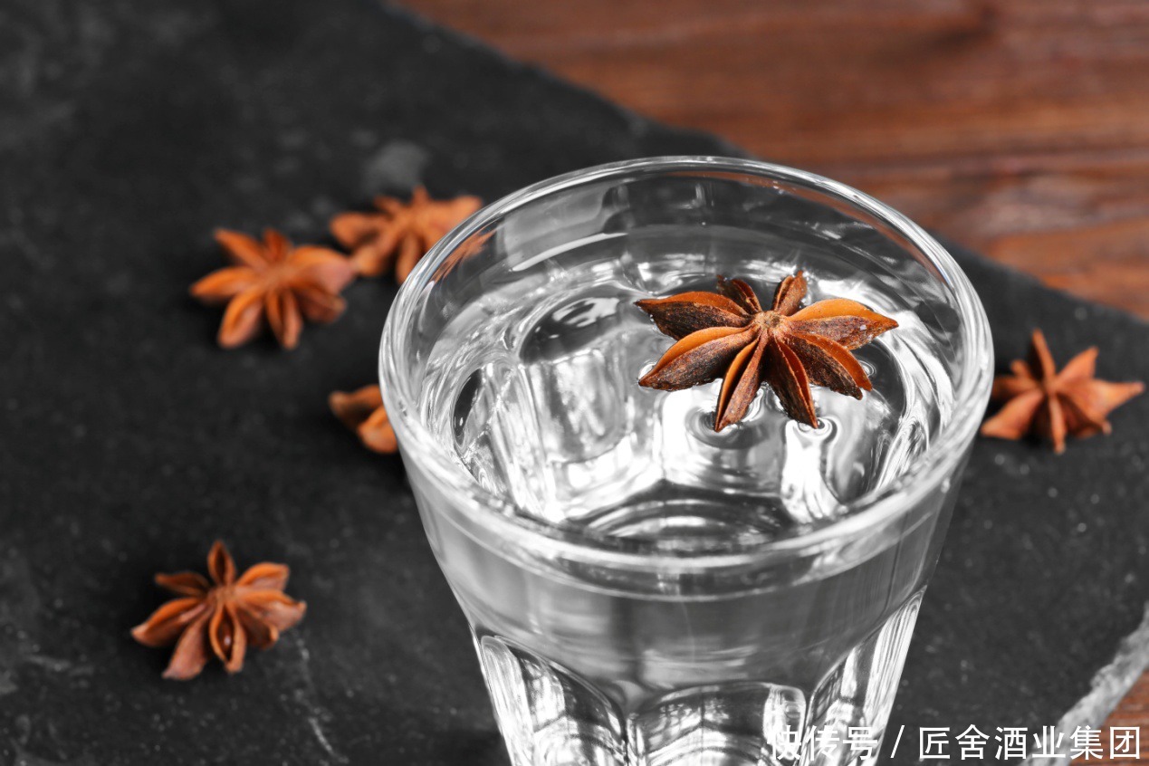 无色透明|3分钟让你全方位了解白酒!再也不怕选不到好酒了!