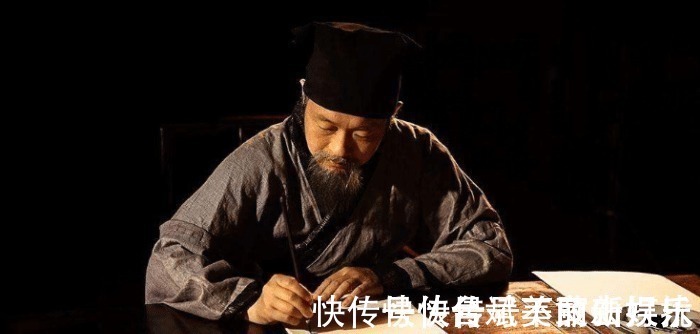 男子@女子出上联“银枪虽利,难破千年草地”,男子的下联,堪称绝句!