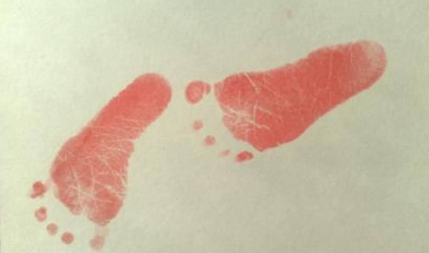 认证|“脚印”等于手印,是新生儿的身份认证,家长千万别大意