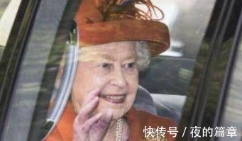 口红 93岁的英国女王超爱美,出门补妆口红色号必须跟服装搭,太精致