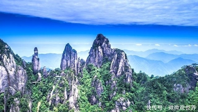 西太平洋边缘美丽的花岗岩就在上饶，世界自然遗产地，它叫三清山