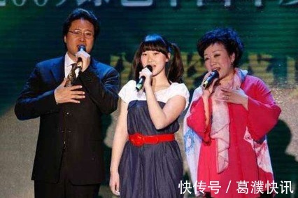 总政歌舞团$1990年,刘燕第一次见歌唱家戴玉强,3年后嫁给他并改变他的人生