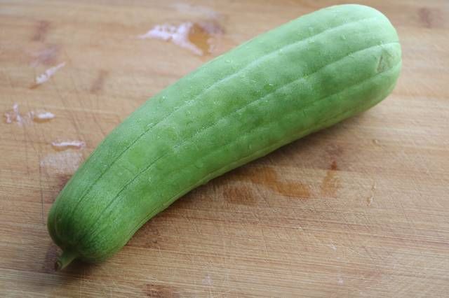 夏天别只知道凉拌黄瓜,它比黄瓜更脆爽,多吃清热解毒,再贵也值