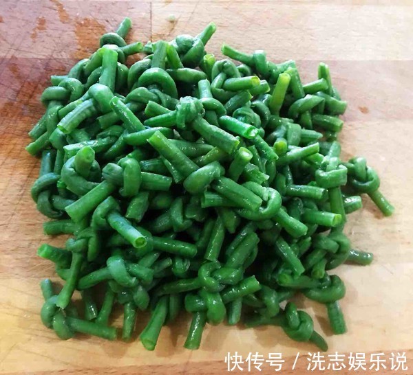 蒜蓉辣椒酱|这种蔬菜一定要焯水，很多人都没有这样做，怪不得吃多会肚子疼！