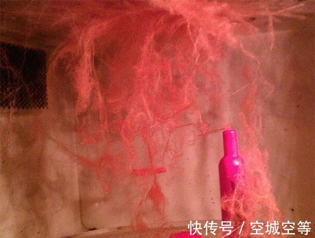 高尔夫球场#30张“活久未见”的照片:被闪电击中的木头,好像一副国画