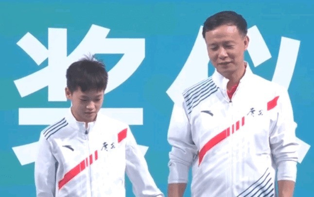 国家队|全红婵成功没有秘诀！何教练亲承她吃苦最多，揭秘红姐外号由来