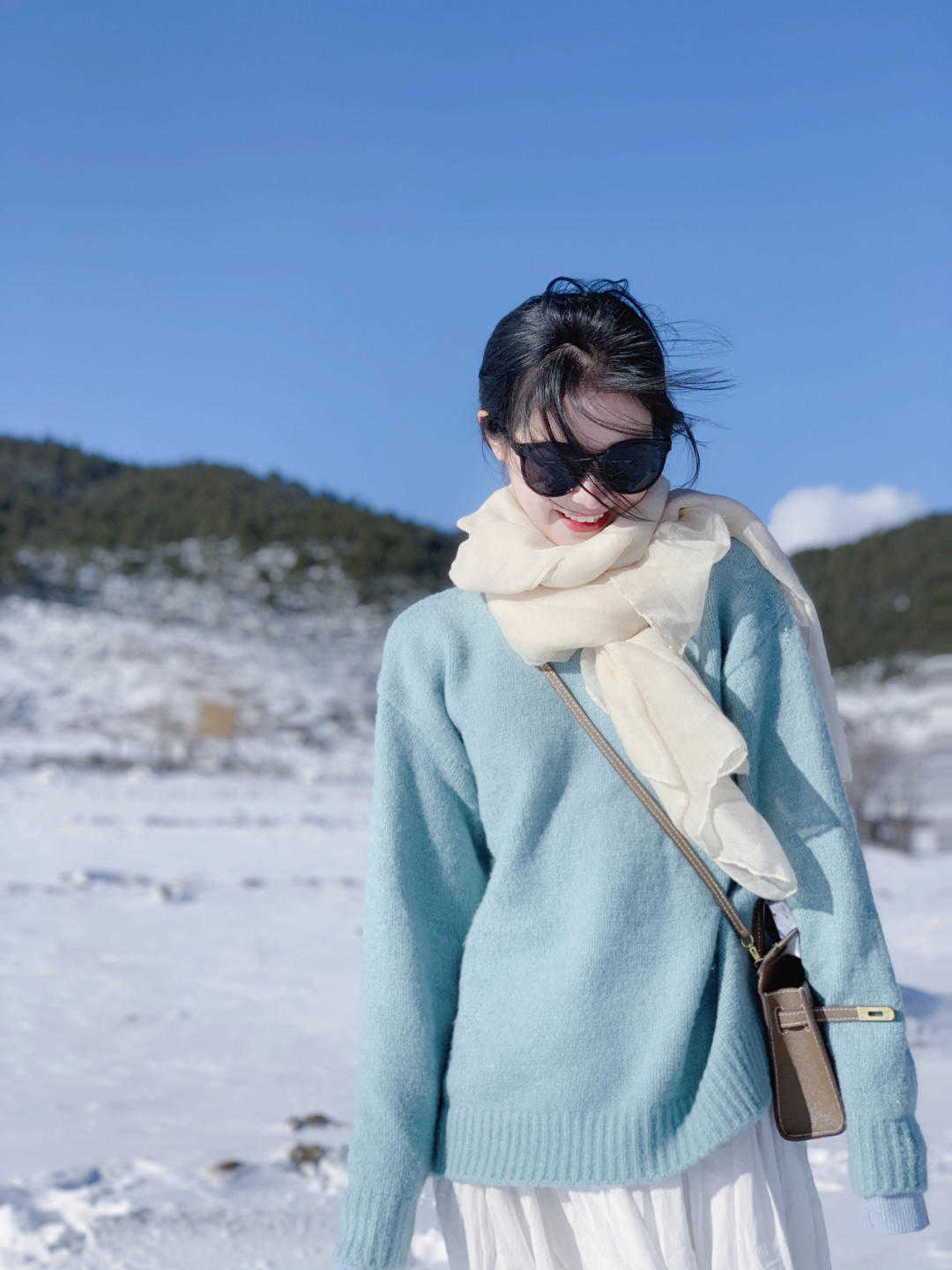 马甲|简约又保暖的秋季穿搭,毛衣搭配半身裙清新温柔,减龄又时髦