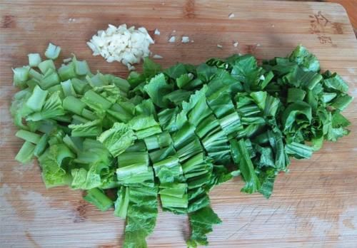春天别放过此菜，2元1斤，明目通便止咳化痰，和肉末一炒，下饭