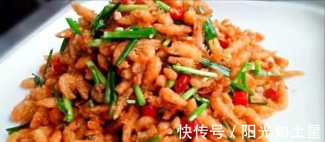 小河虾这道菜千万不要被你老婆看见了,要不然家里米饭要遭殃咯!